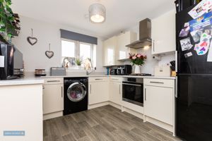 Kitchen/Diner- click for photo gallery